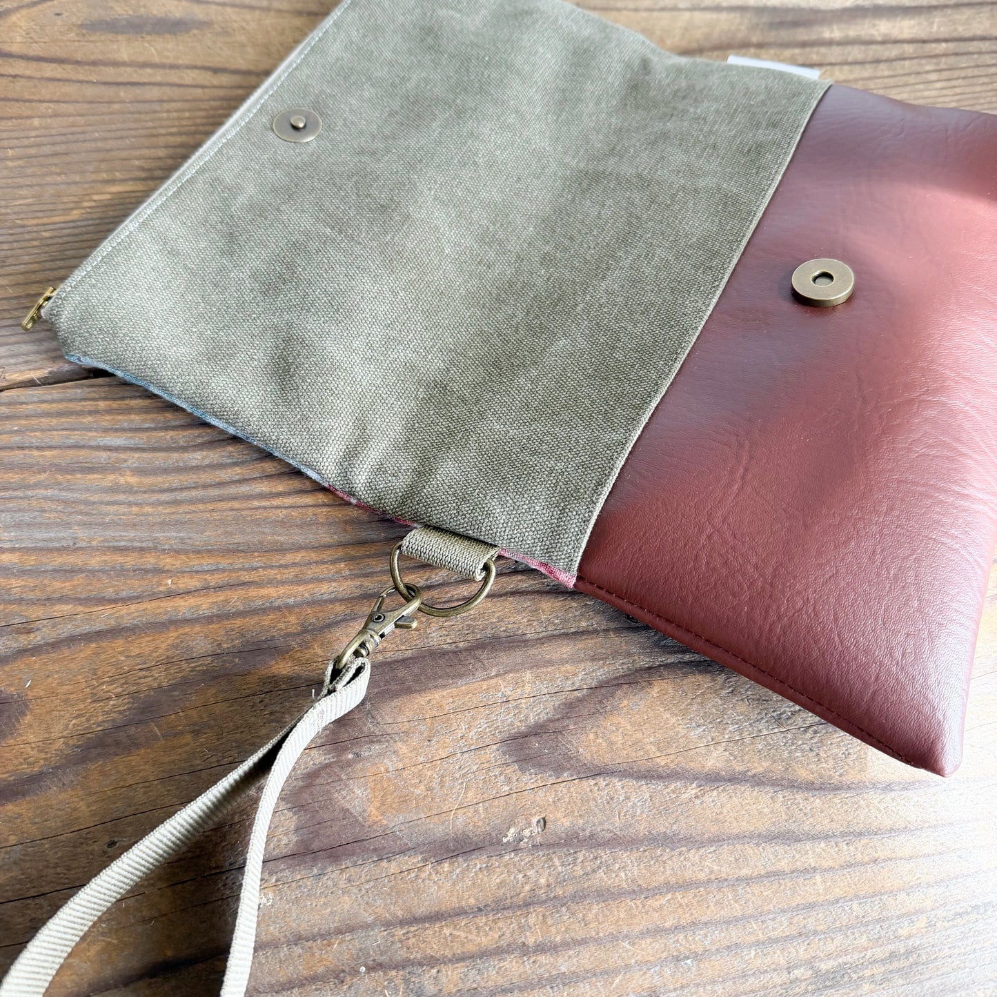 FOLDOVER CLUTCH- Vintage Floral