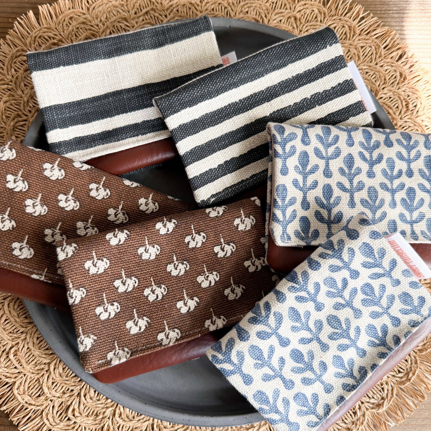 SNAP POUCH - Stripe