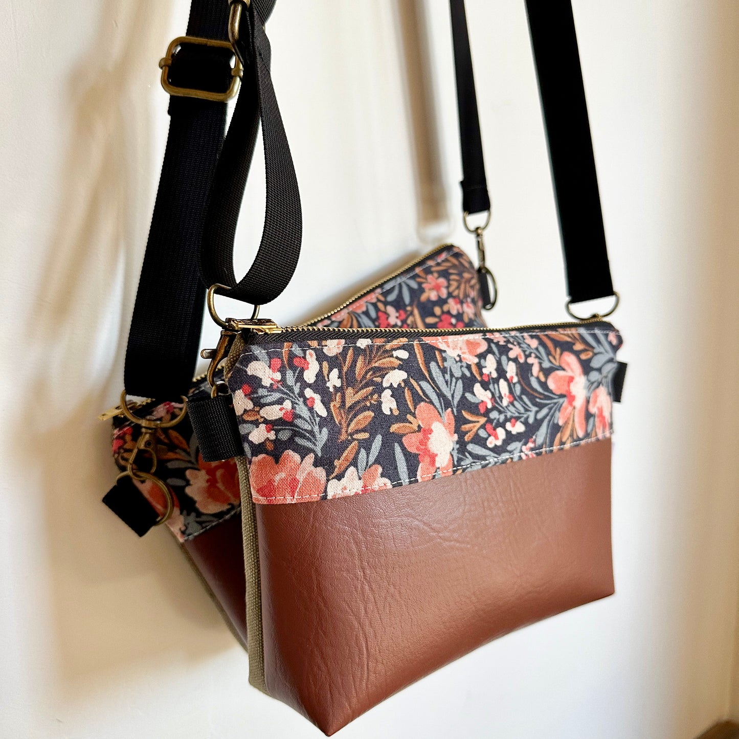 SMALL CROSSBODY - MEADOW
