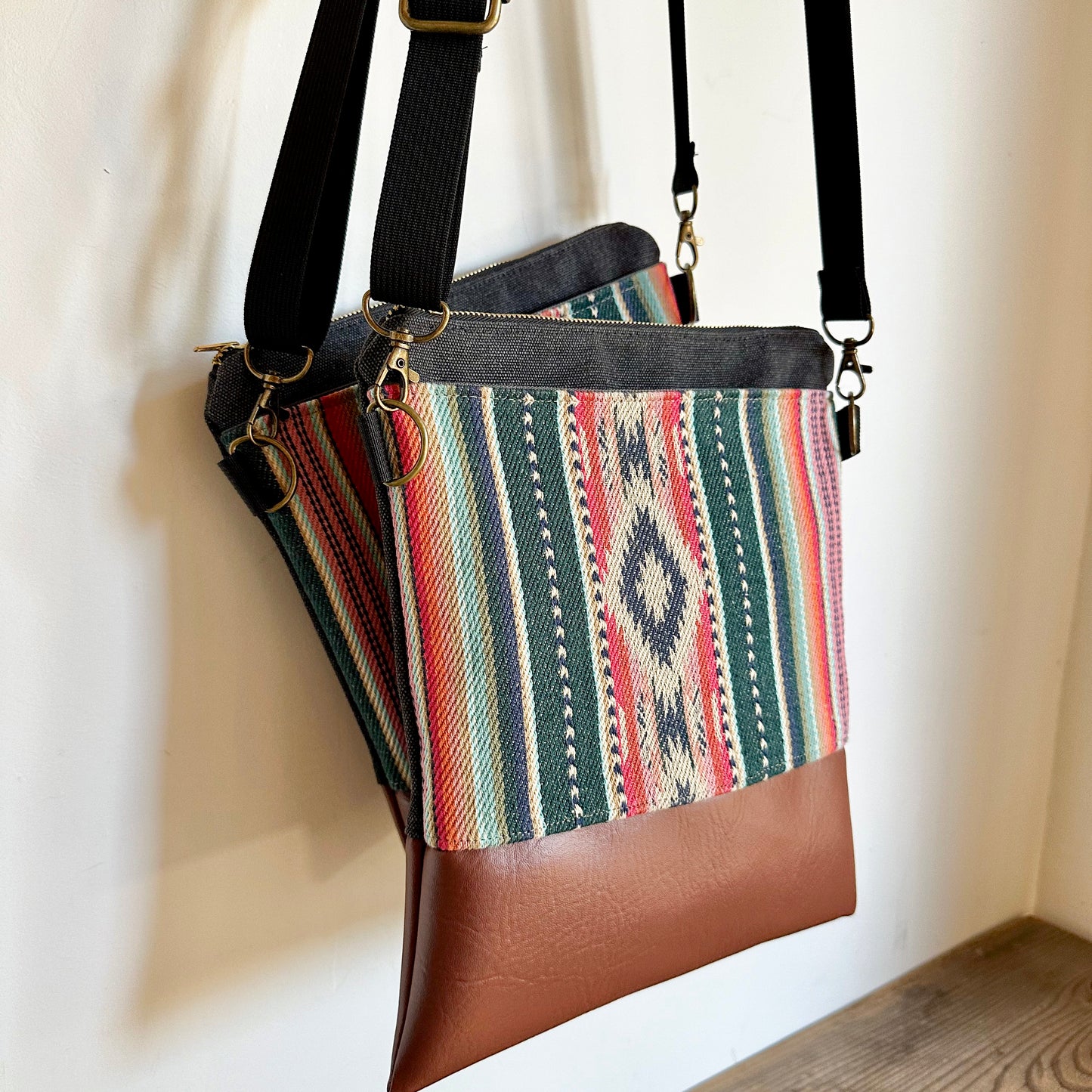 SIERRA STRIPE CROSSBODY BAG
