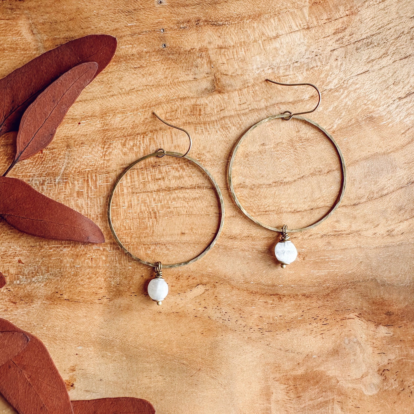 HAMMERED HOOPS WITH MOONSTONE