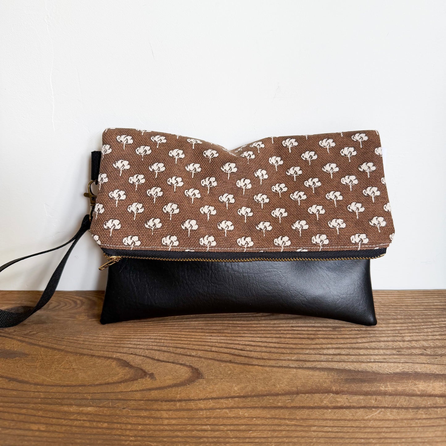 FOLDOVER CLUTCH- Chestnut Floral
