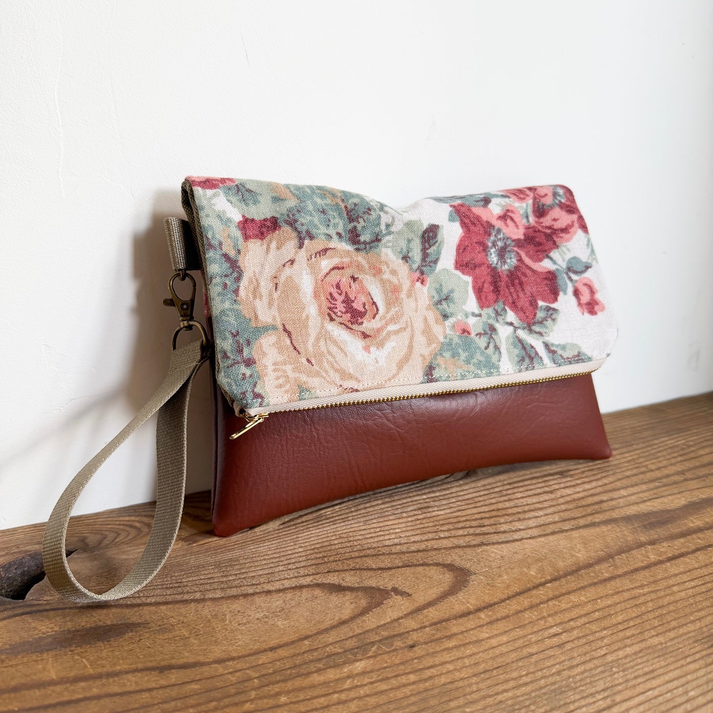 FOLDOVER CLUTCH- Vintage Floral