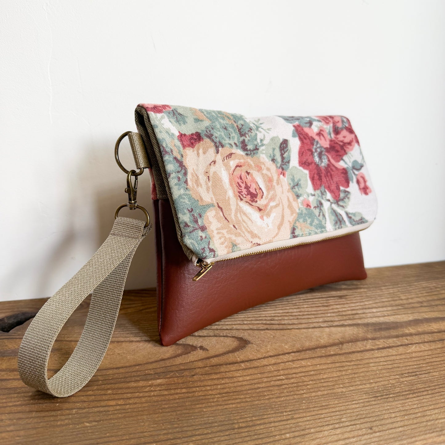 FOLDOVER CLUTCH- Vintage Floral