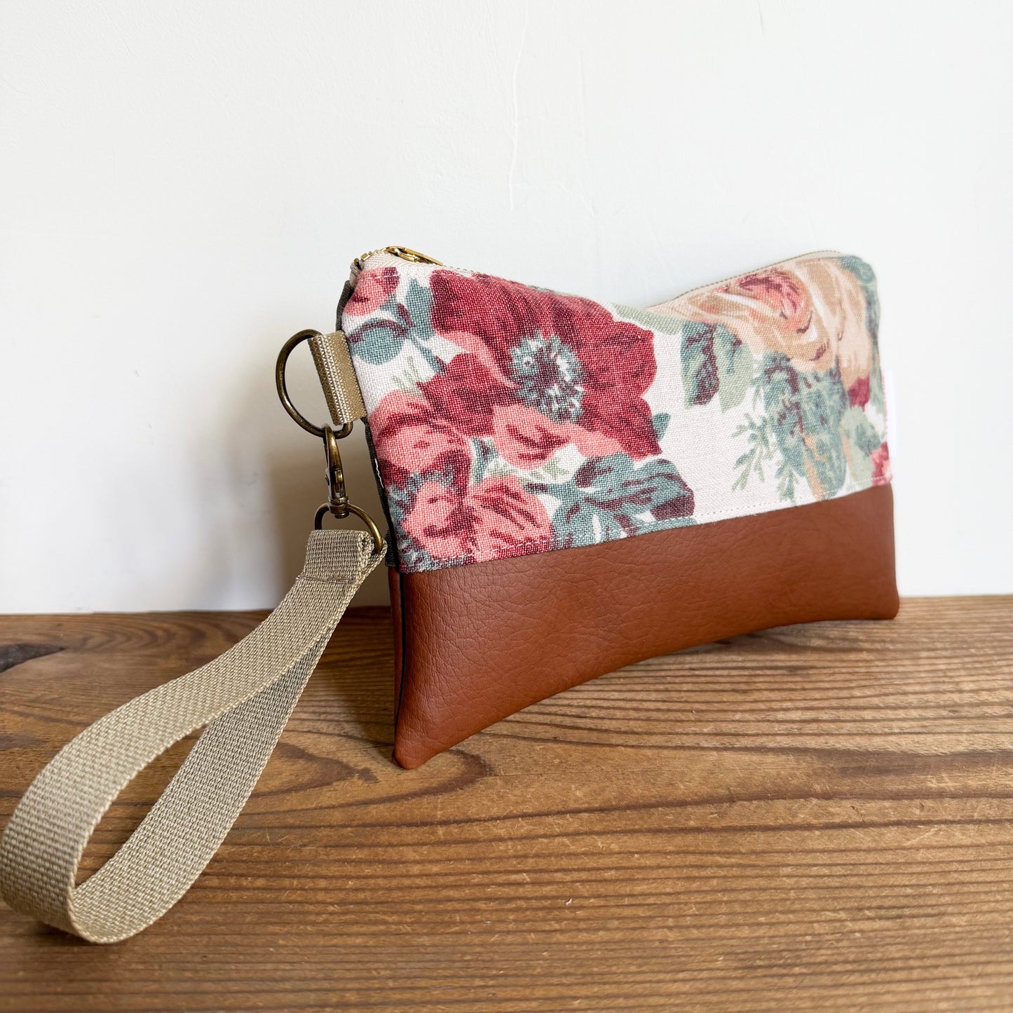WRISTLET- Vintage Floral/Waxed Canvas