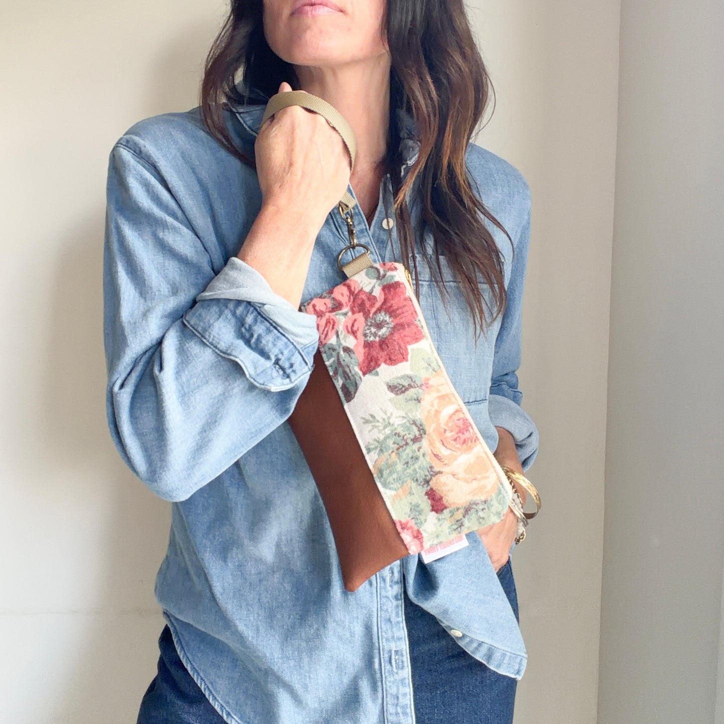 WRISTLET- Vintage Floral/Waxed Canvas
