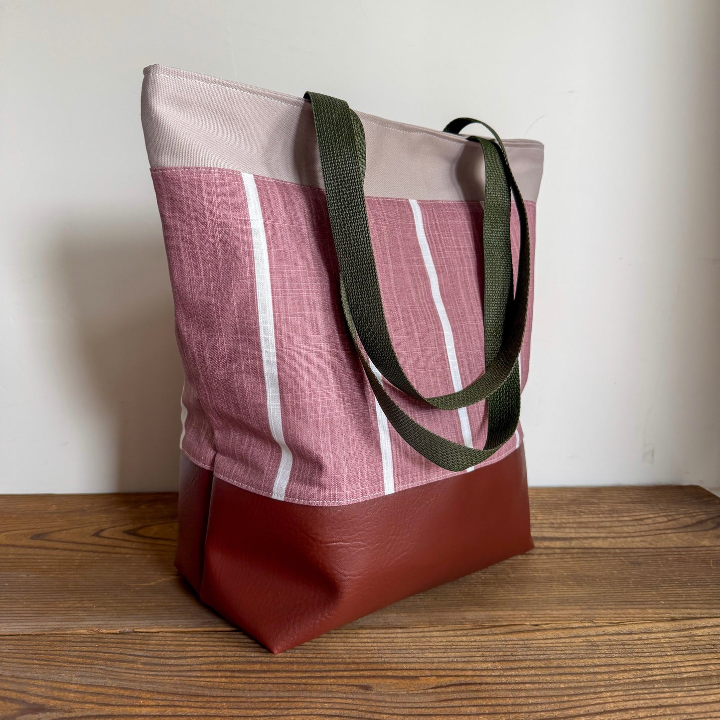 MAUVE STRIPE TOTE BAG