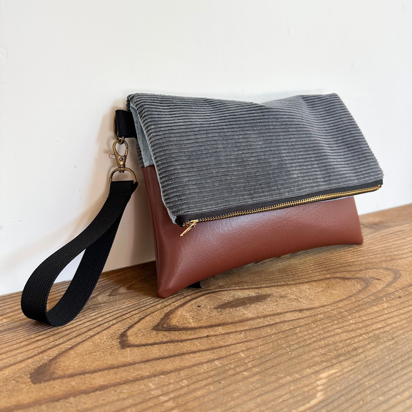 FOLDOVER CLUTCH- Gray Corduroy