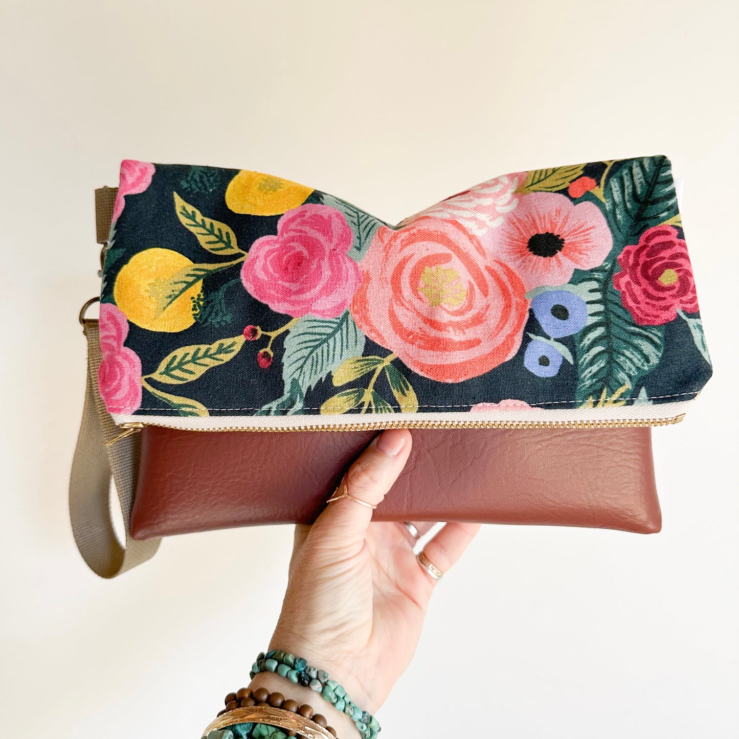 FOLDOVER CLUTCH- Navy Bloom
