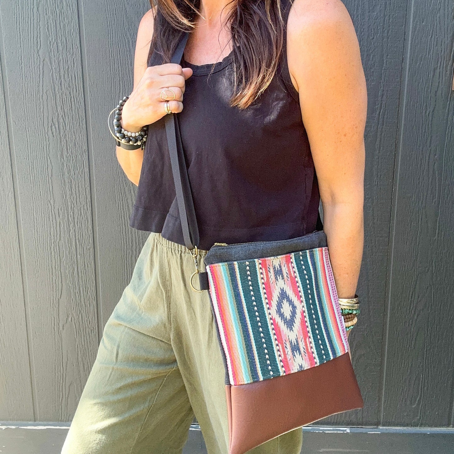 SIERRA STRIPE CROSSBODY BAG