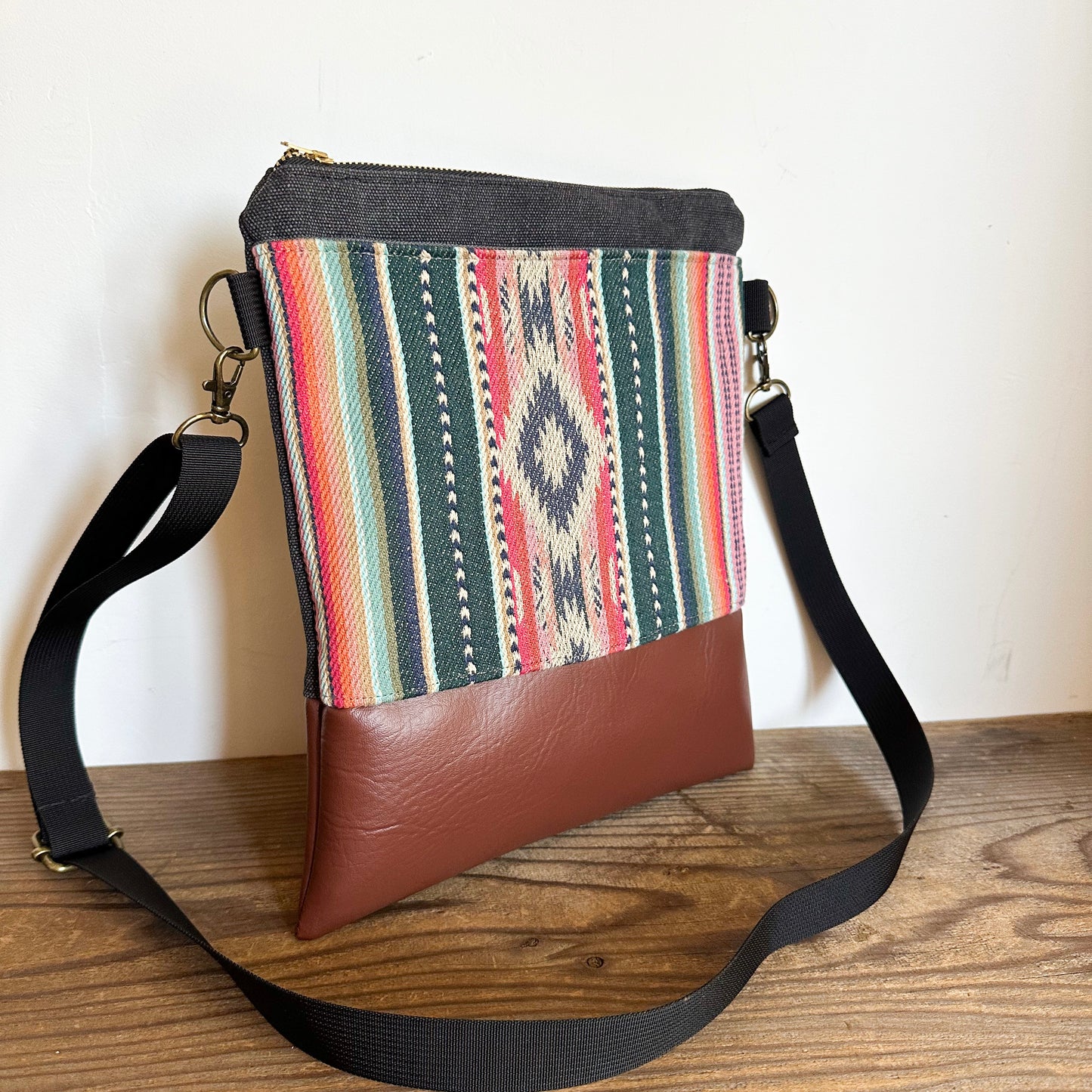SIERRA STRIPE CROSSBODY BAG