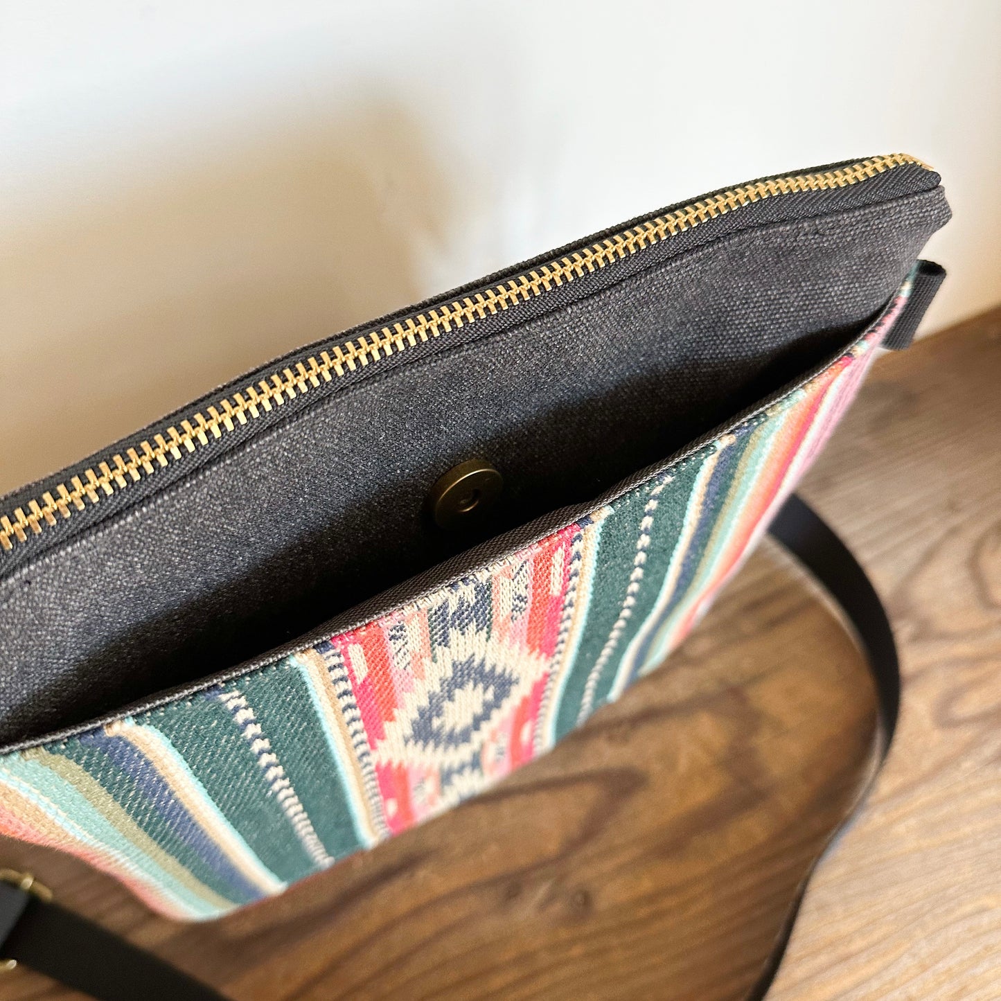 SIERRA STRIPE CROSSBODY BAG