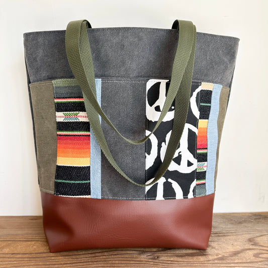 PEACE AND LOVE POCKET TOTE