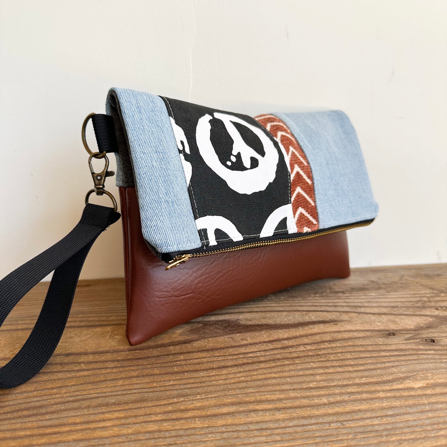 FOLDOVER CLUTCH- Peace/Mudcloth A