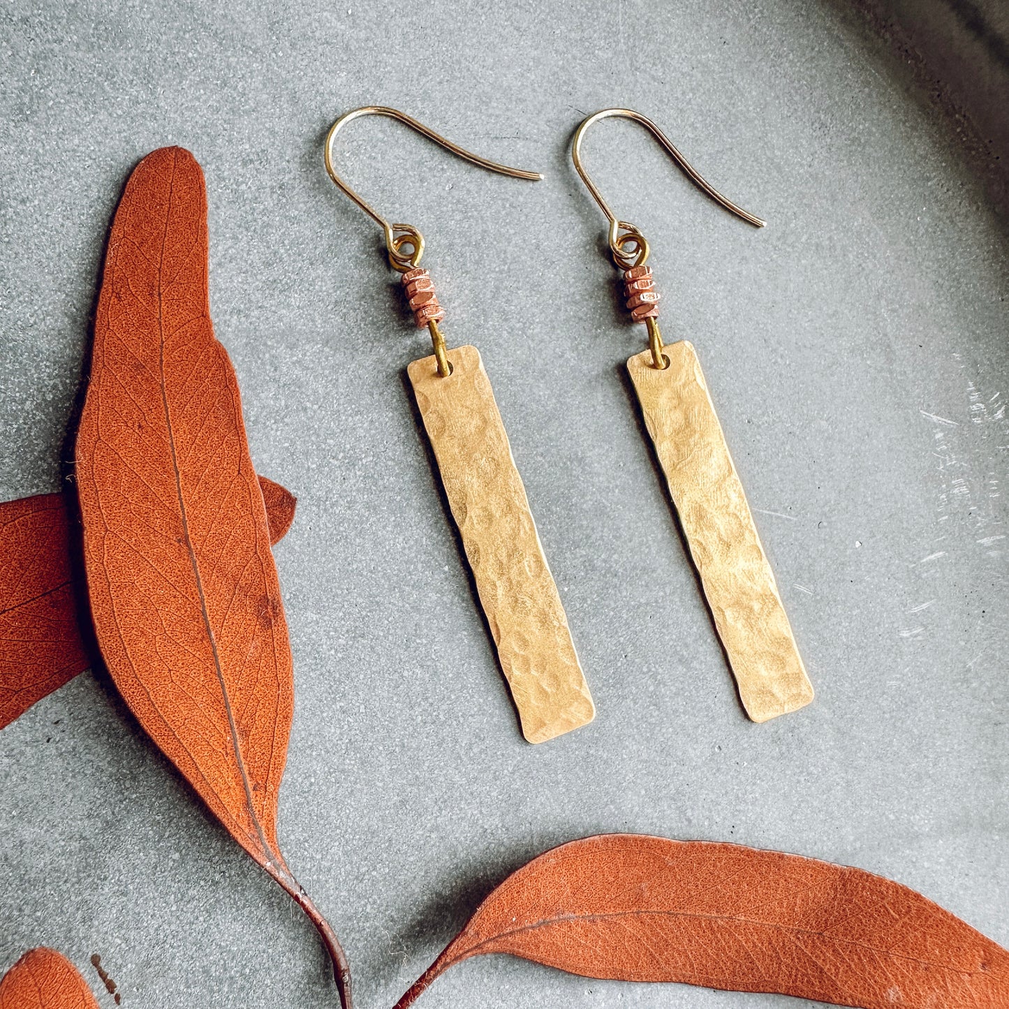 HAMMERED BARS