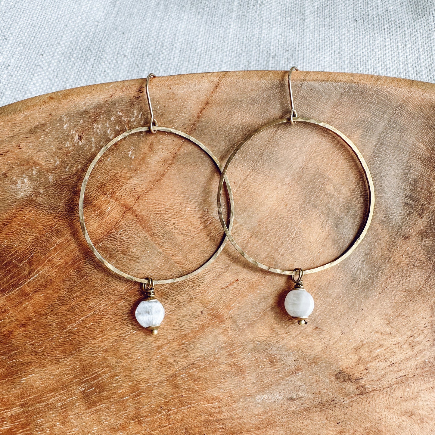 HAMMERED HOOPS WITH MOONSTONE