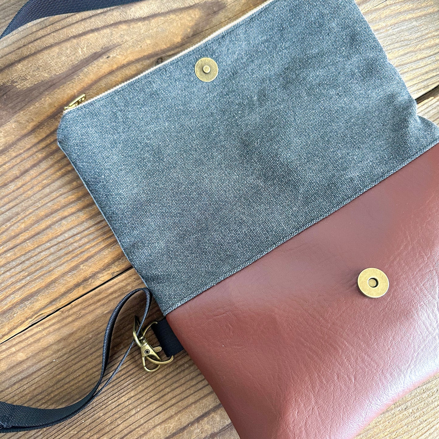 FOLDOVER CROSSBODY - Boho Stripe/Denim