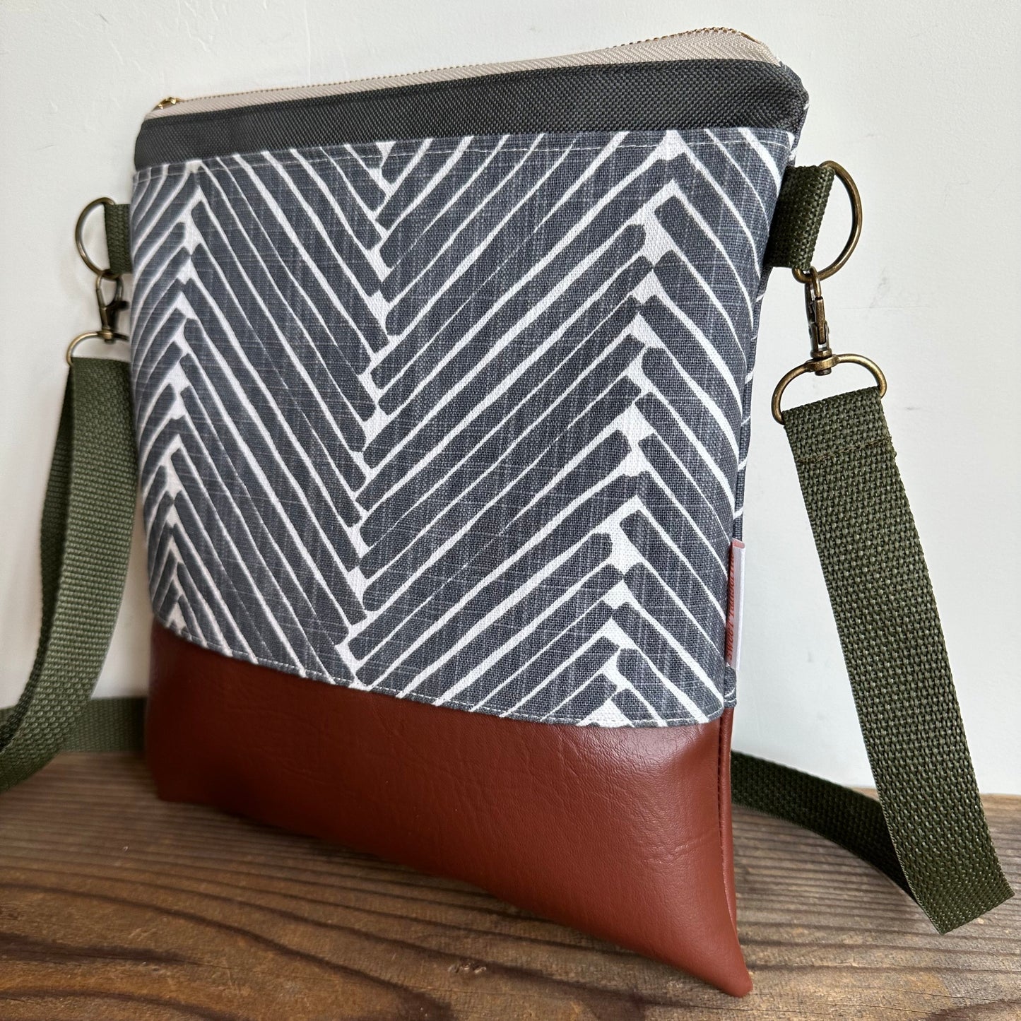 Gray Zig Zag Crossbody Bag