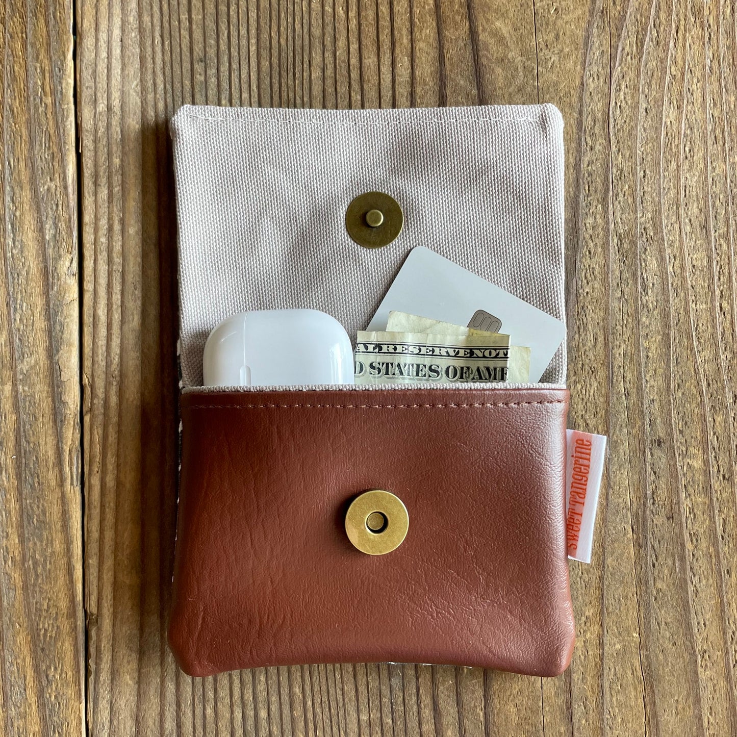Gray Zig Zag Snap Pouch