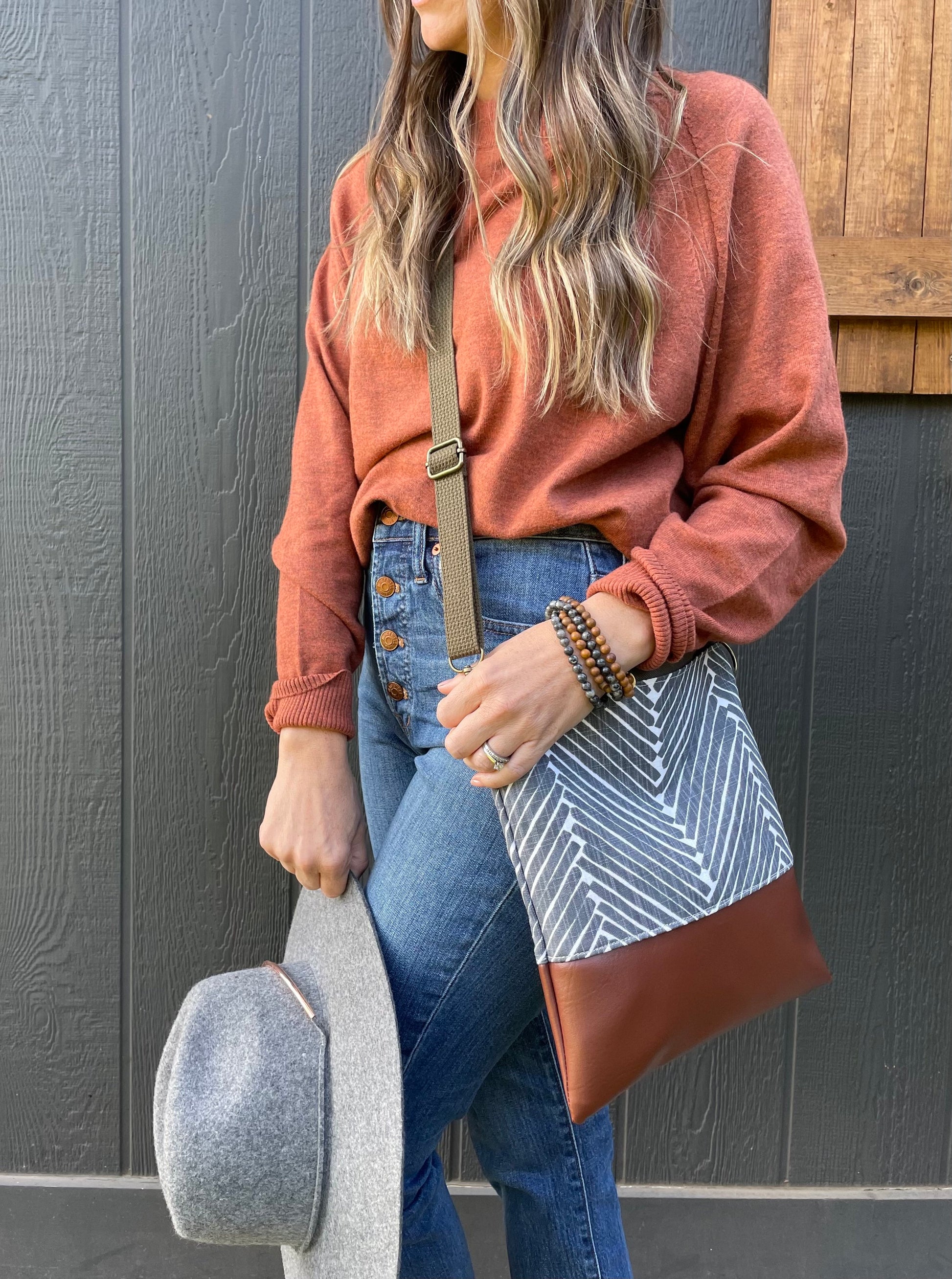 Gray Zig Zag Crossbody Bag